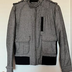 Men's Black and Gray Jacket